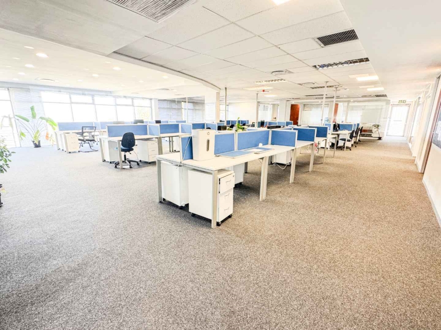 To Let Commercial Property for Rent in Plattekloof Western Cape